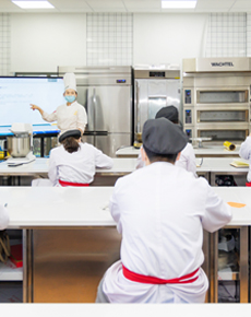 <strong>學(xué)校掠影</strong>