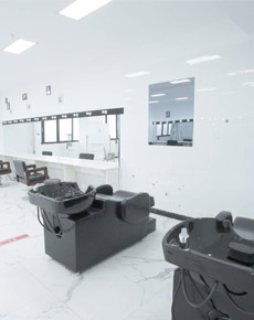 <strong>藝上學(xué)校環(huán)境</strong>