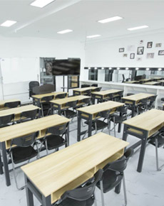 <strong>藝上學(xué)校環(huán)境</strong>