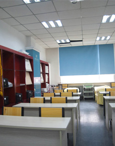 <strong>統(tǒng)麗學(xué)校環(huán)境</strong>