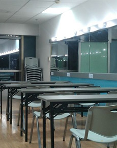 <strong>集紅堂學(xué)校環(huán)境</strong>