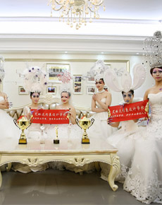 <strong>福州艾琳達(dá)學(xué)校</strong>