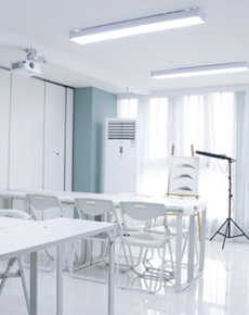 <strong>西尚名妝環(huán)境</strong>