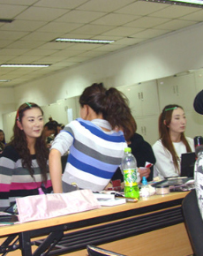 <strong>石家莊卡勒化妝學校環(huán)境</strong>