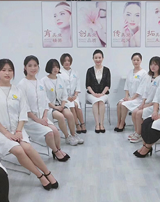 <strong>杭州藍米培訓學校環(huán)境</strong>