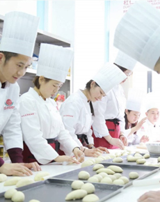 <strong>學(xué)校環(huán)境</strong>