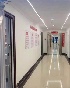 <strong>學校環(huán)境</strong>