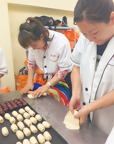 <strong>學(xué)校環(huán)境</strong>