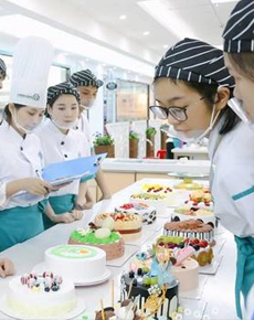 <strong>學(xué)校掠影</strong>