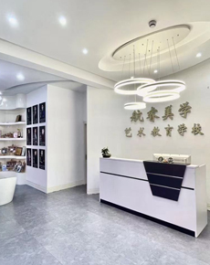 <strong>學(xué)校一角</strong>