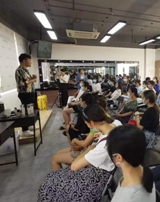 <strong>學(xué)校掠影</strong>