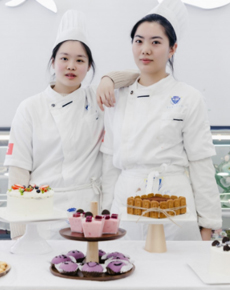 <strong>學(xué)校環(huán)境</strong>