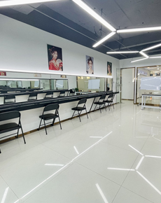 <strong>學(xué)校環(huán)境</strong>