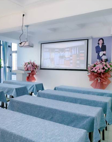 <strong>學校環(huán)境</strong>