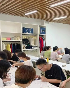 <strong>學(xué)校掠影</strong>