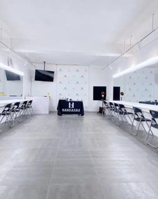 <strong>學校老師</strong>