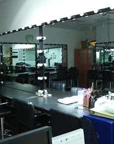 <strong>學(xué)校環(huán)境</strong>