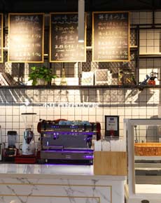 <strong>學(xué)校環(huán)境</strong>