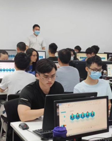 <strong>學(xué)校環(huán)境</strong>